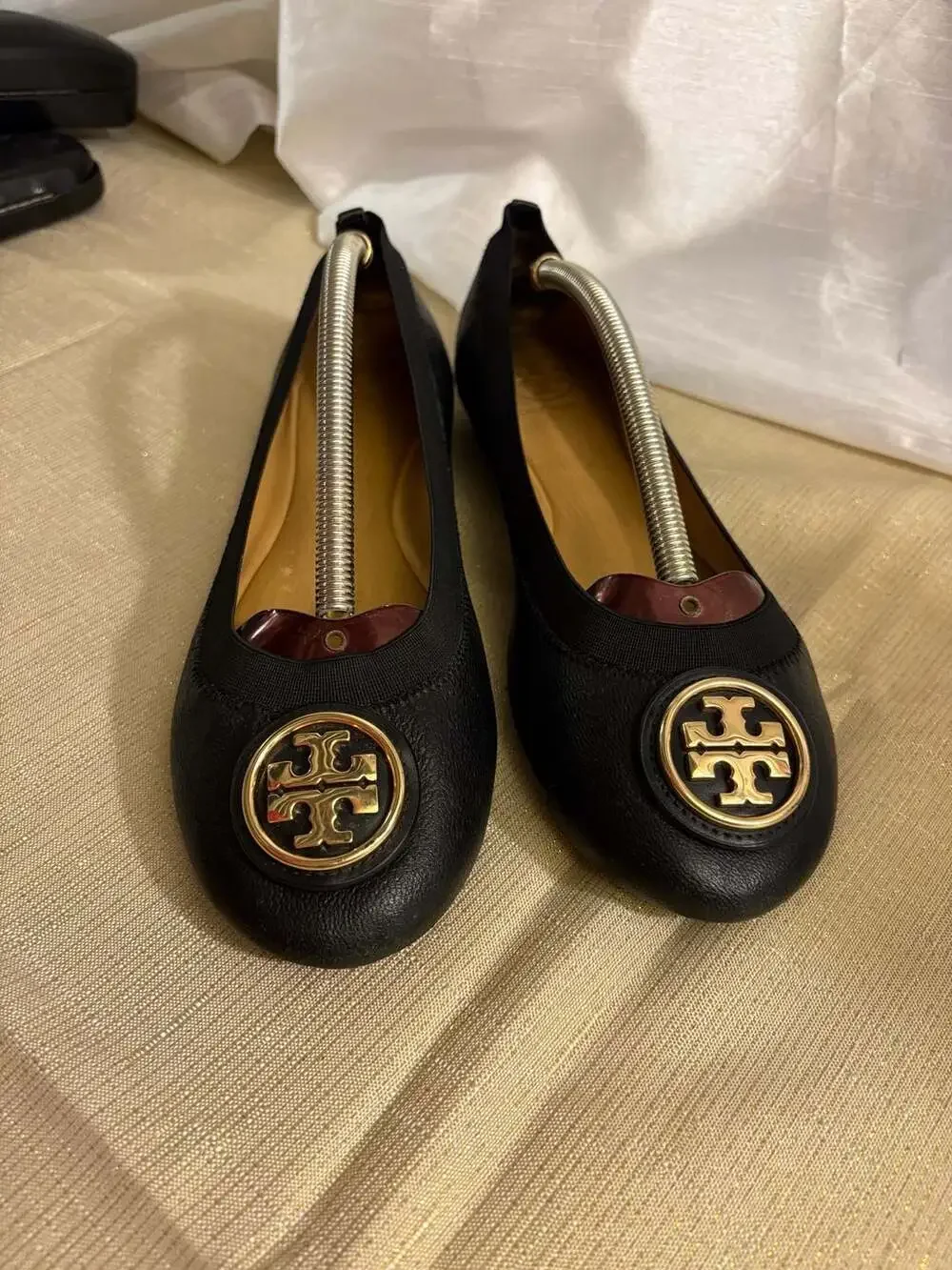 Tory Burch Black Leather Caroline Logo Emblem Ballet Flats